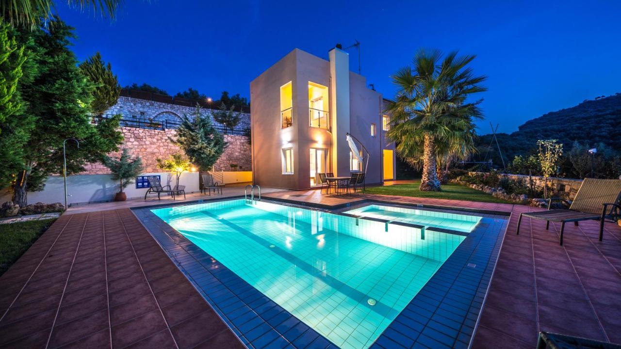 Meliades Villas Agia Marina المظهر الخارجي الصورة