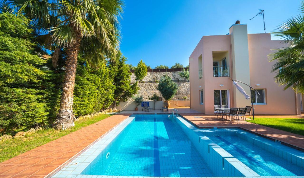Meliades Villas Agia Marina المظهر الخارجي الصورة