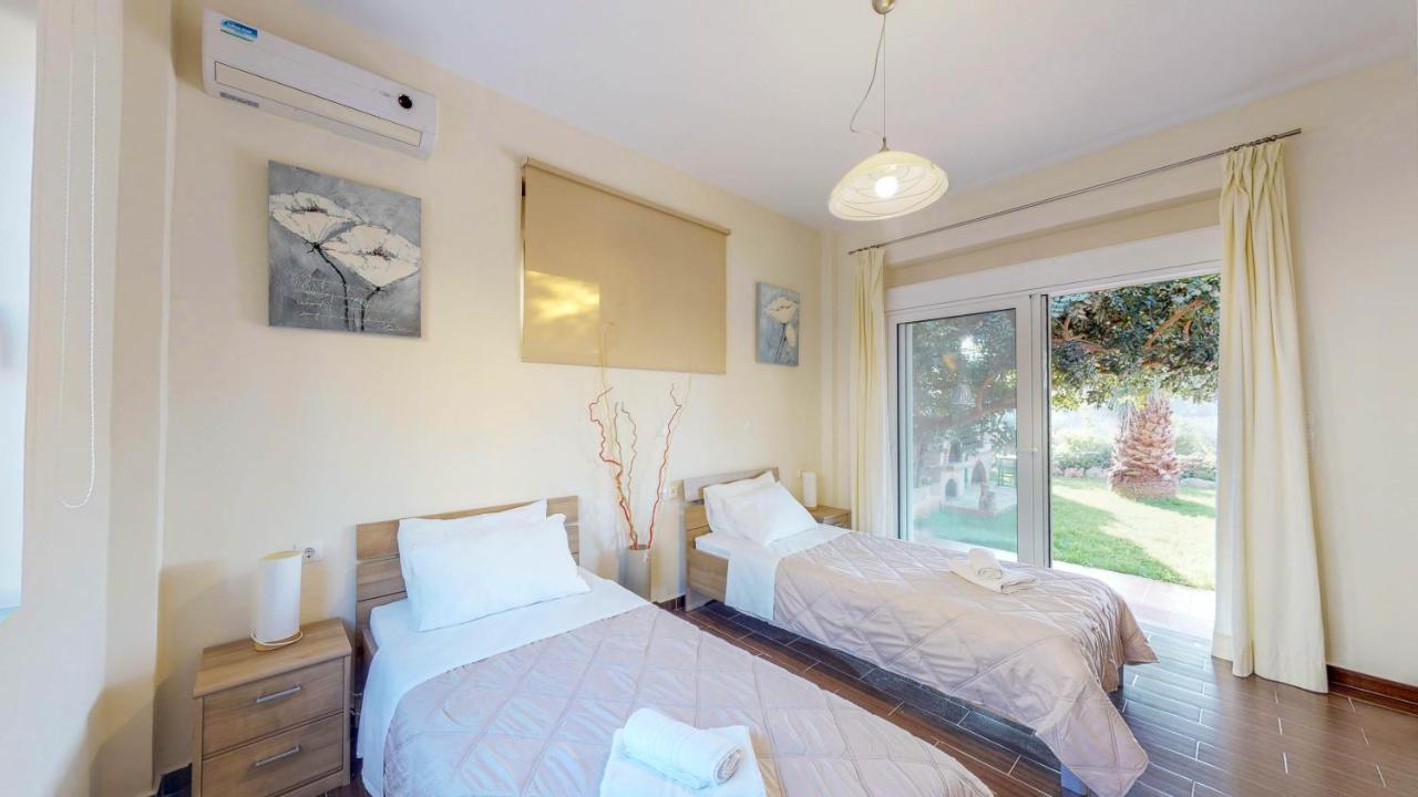 Meliades Villas Agia Marina المظهر الخارجي الصورة