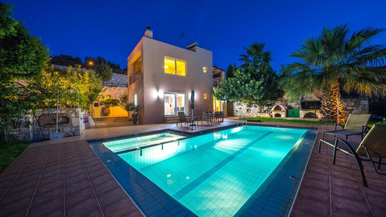 Meliades Villas Agia Marina المظهر الخارجي الصورة
