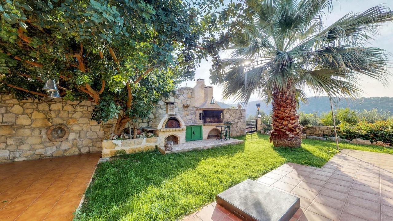 Meliades Villas Agia Marina المظهر الخارجي الصورة