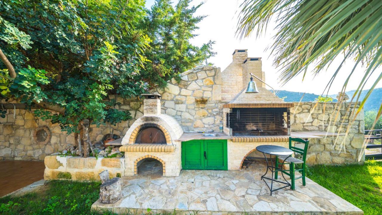 Meliades Villas Agia Marina المظهر الخارجي الصورة