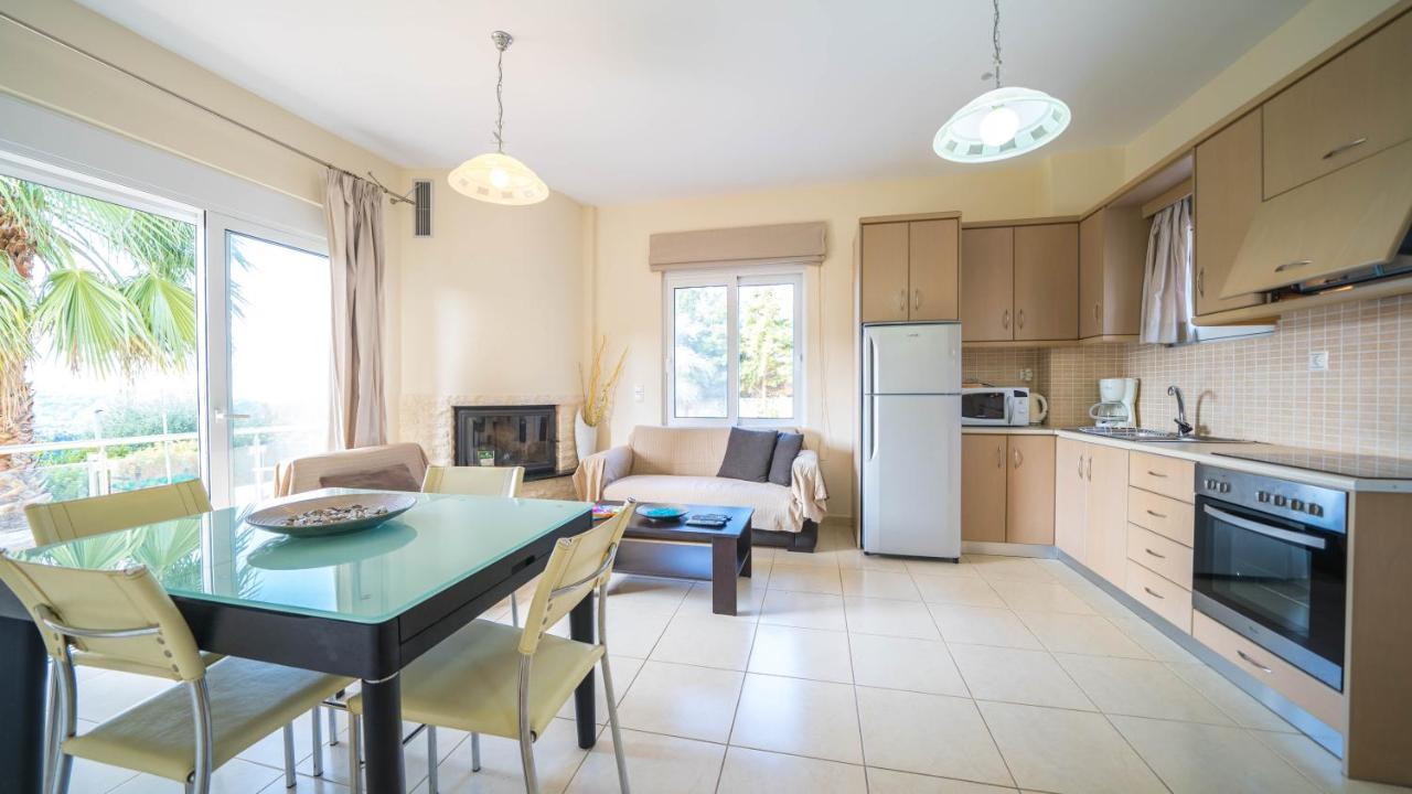 Meliades Villas Agia Marina المظهر الخارجي الصورة